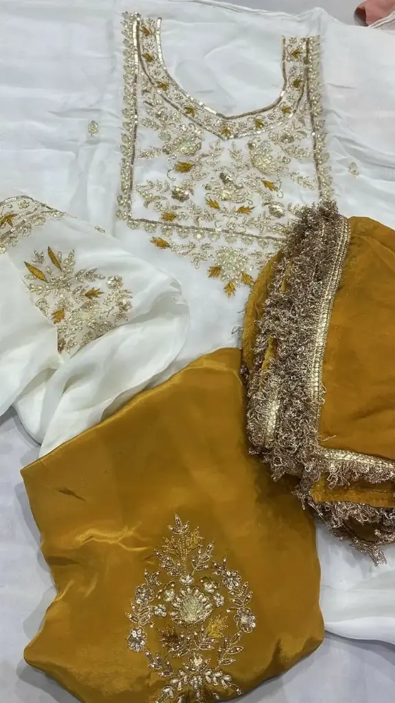 Punjabi Suit