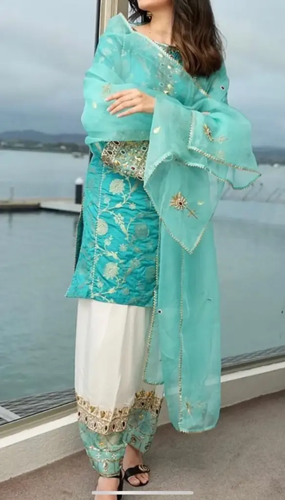 Punjabi suit